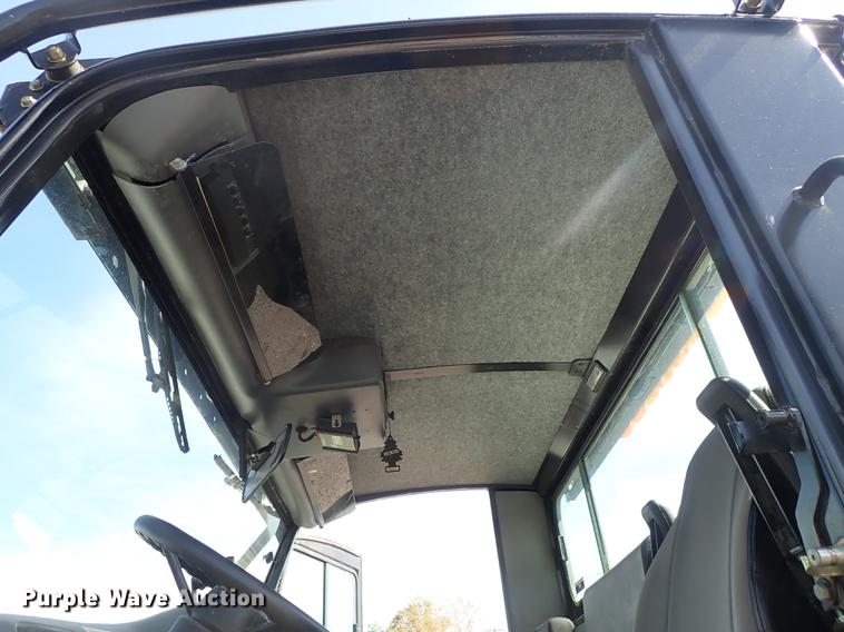 image for item DF1071 2012 Elgin Pelican NP street sweeper