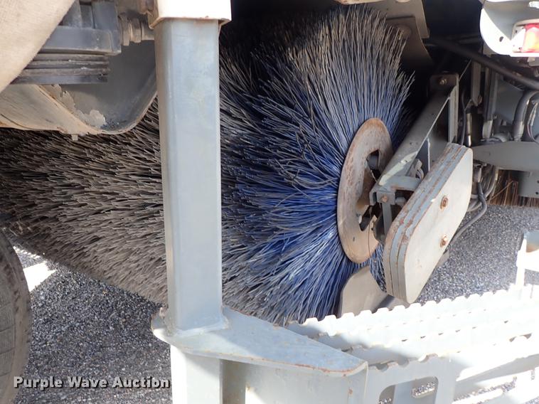 image for item DF1071 2012 Elgin Pelican NP street sweeper