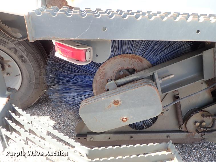image for item DF1071 2012 Elgin Pelican NP street sweeper