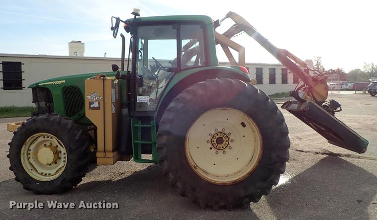 image for item DF1072 2007 John Deere 7220 MFWD tractor with side boom mower