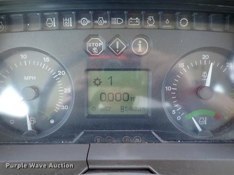 image for item DF1072 2007 John Deere 7220 MFWD tractor with side boom mower