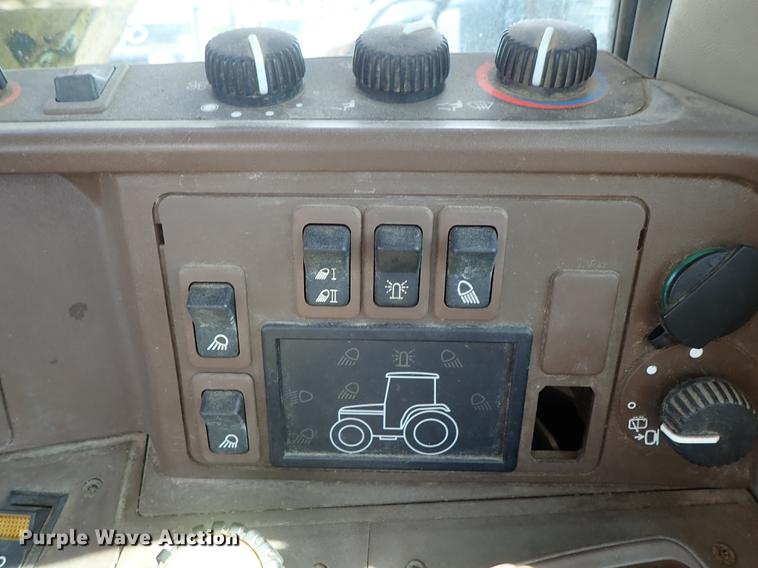 image for item DF1072 2007 John Deere 7220 MFWD tractor with side boom mower