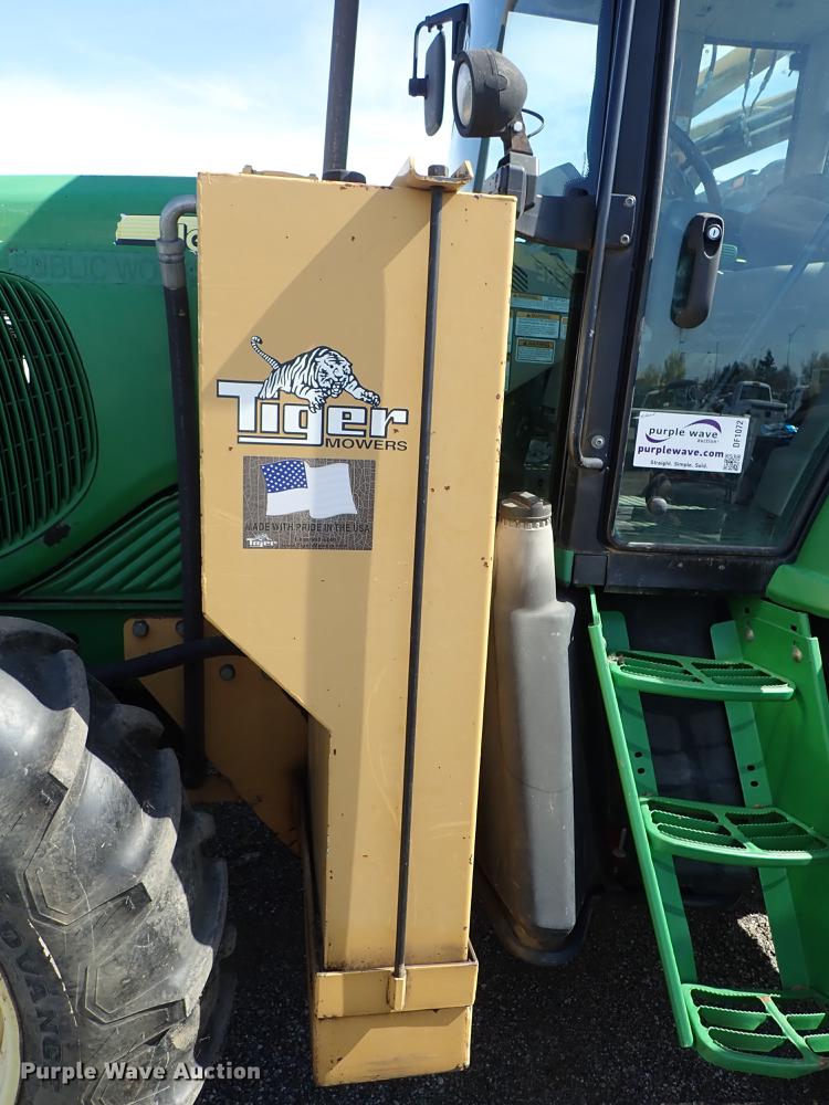 image for item DF1072 2007 John Deere 7220 MFWD tractor with side boom mower