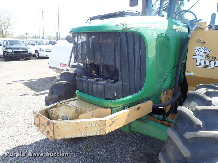 image for item DF1072 2007 John Deere 7220 MFWD tractor with side boom mower