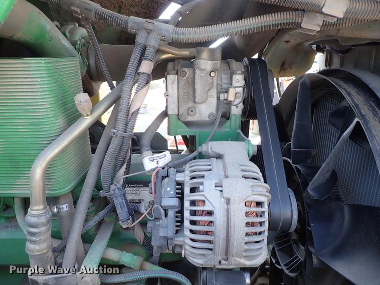 image for item DF1072 2007 John Deere 7220 MFWD tractor with side boom mower