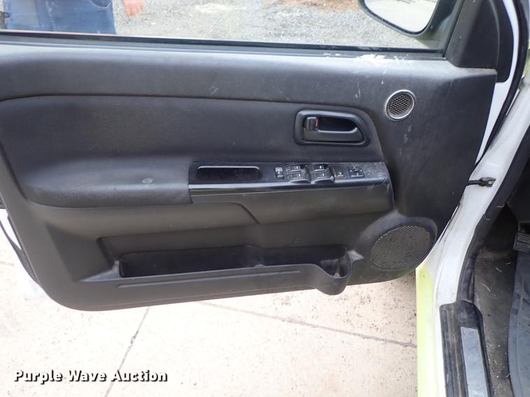 image for item DF1080 2008 Chevrolet Colorado Crew Cab pickup truck