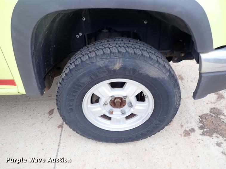 image for item DF1080 2008 Chevrolet Colorado Crew Cab pickup truck