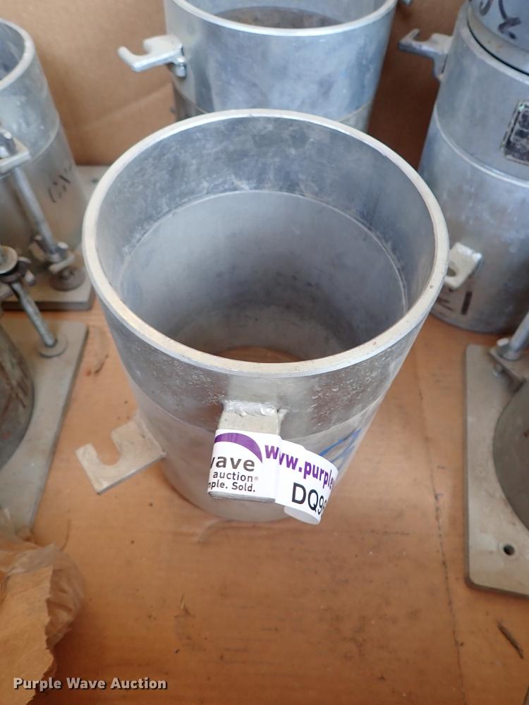 image for item DQ9638 (7) Proctor molds