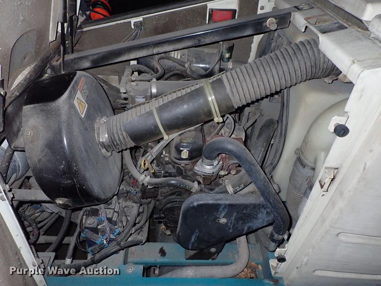 image for item FL9674 Tennant 7400 scrubber