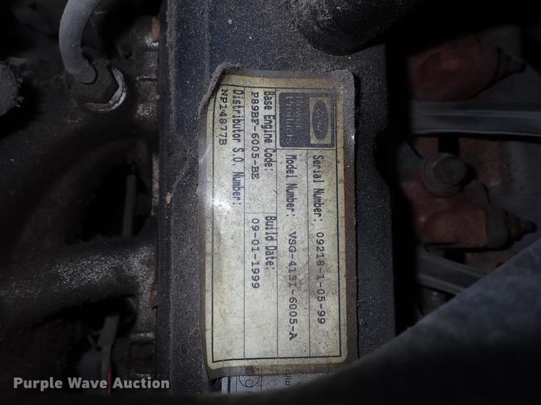 image for item FL9674 Tennant 7400 scrubber