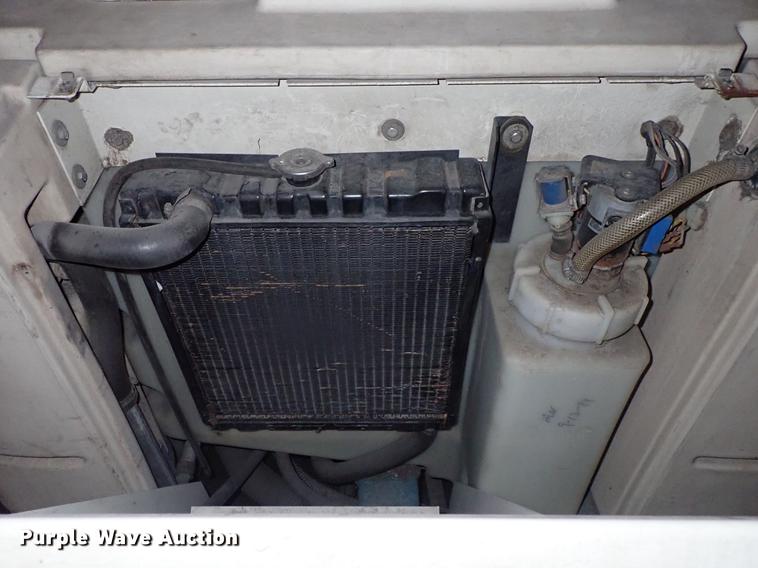 image for item FL9674 Tennant 7400 scrubber