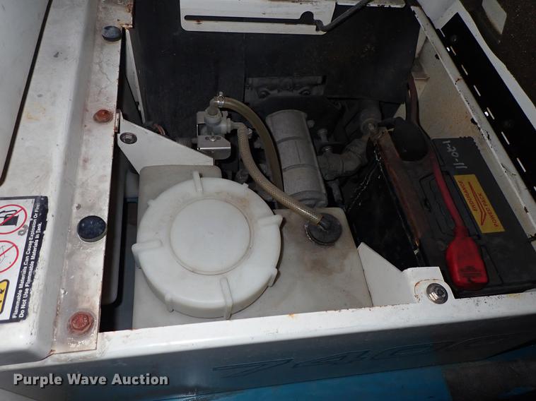 image for item FL9674 Tennant 7400 scrubber