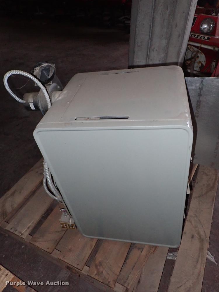 image for item FN9899 Modine PD75AE0130 High Efficiency II heater