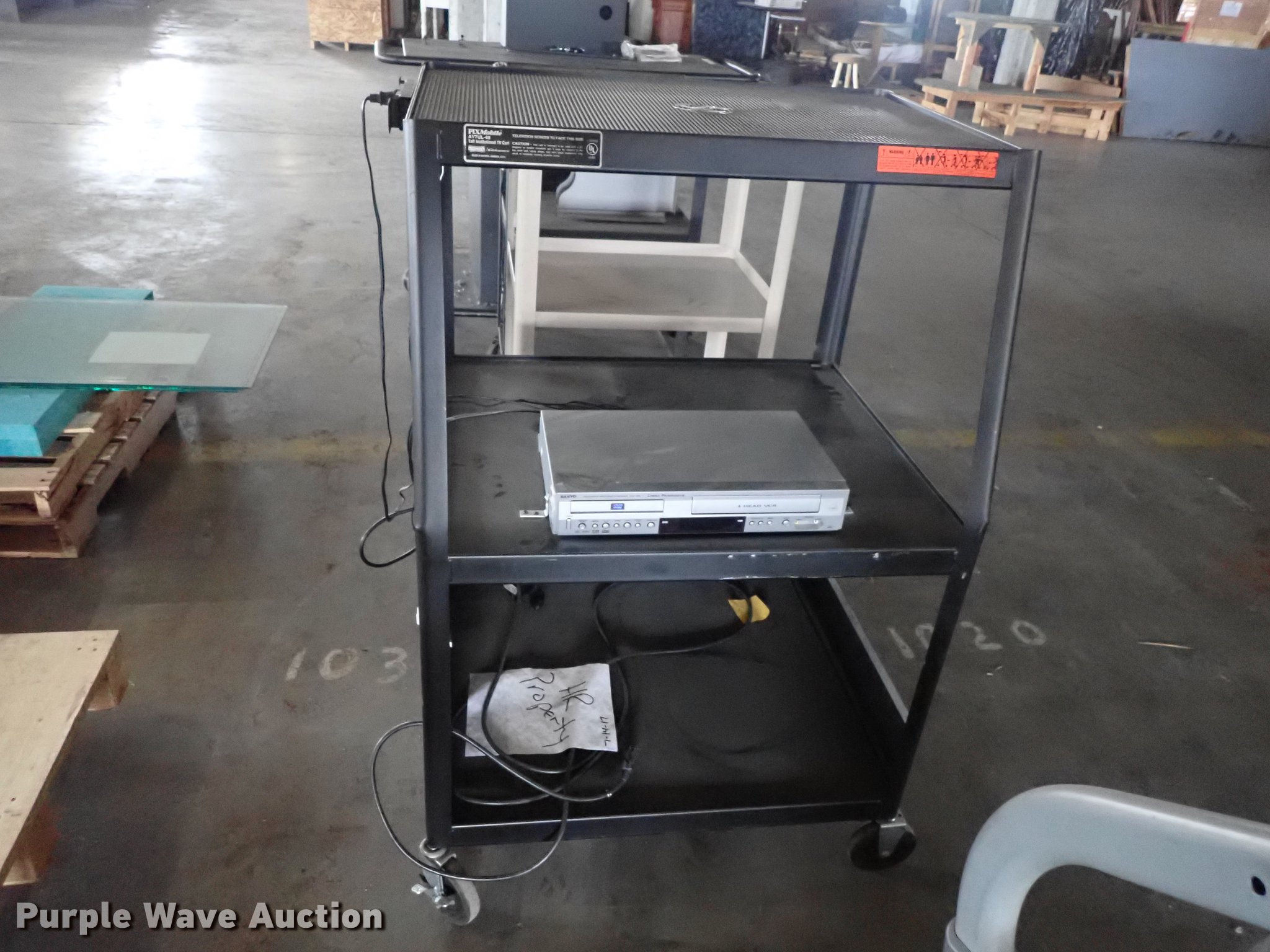 (4) steel media carts in Wichita, KS Item FN9937 sold Purple Wave