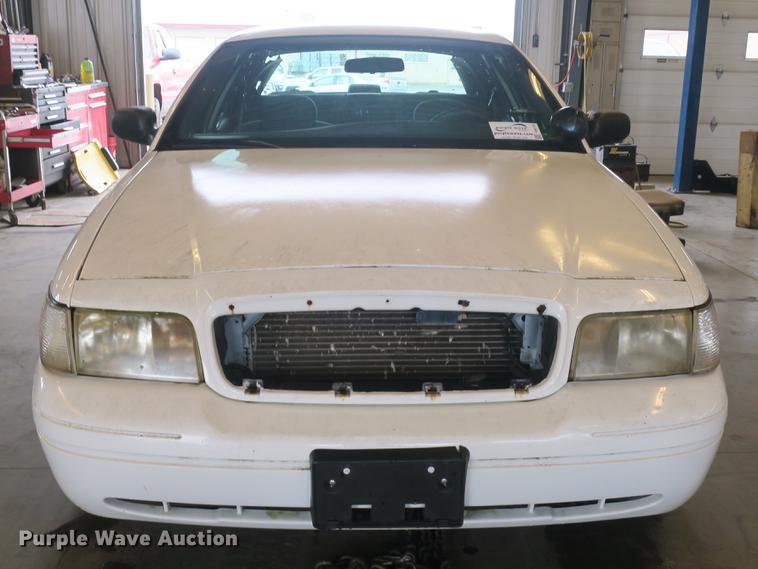image for item DB8792 2001 Ford Crown Victoria Police Interceptor