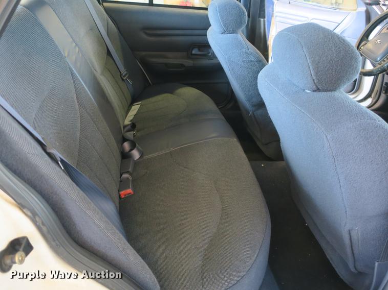 image for item DB8792 2001 Ford Crown Victoria Police Interceptor