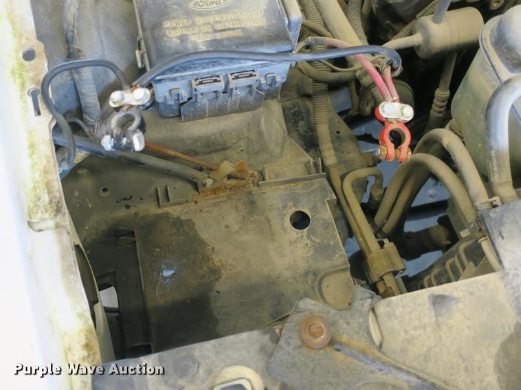 image for item DB8792 2001 Ford Crown Victoria Police Interceptor