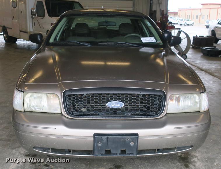 image for item DB8793 2005 Ford Crown Victoria Police Interceptor