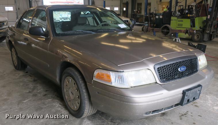 image for item DB8793 2005 Ford Crown Victoria Police Interceptor