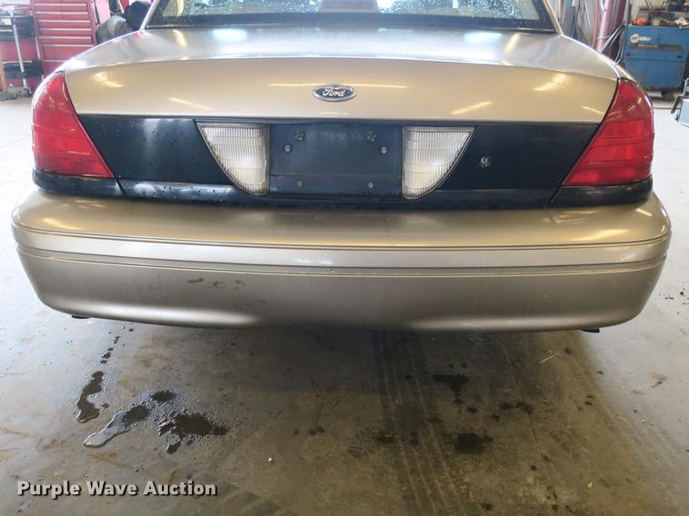image for item DB8793 2005 Ford Crown Victoria Police Interceptor