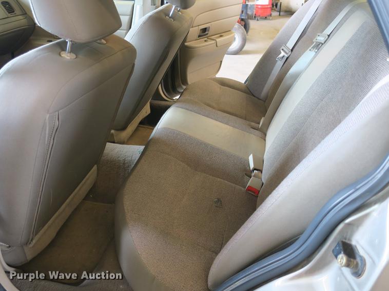 image for item DB8793 2005 Ford Crown Victoria Police Interceptor