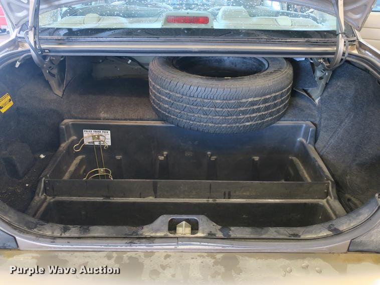 image for item DB8793 2005 Ford Crown Victoria Police Interceptor