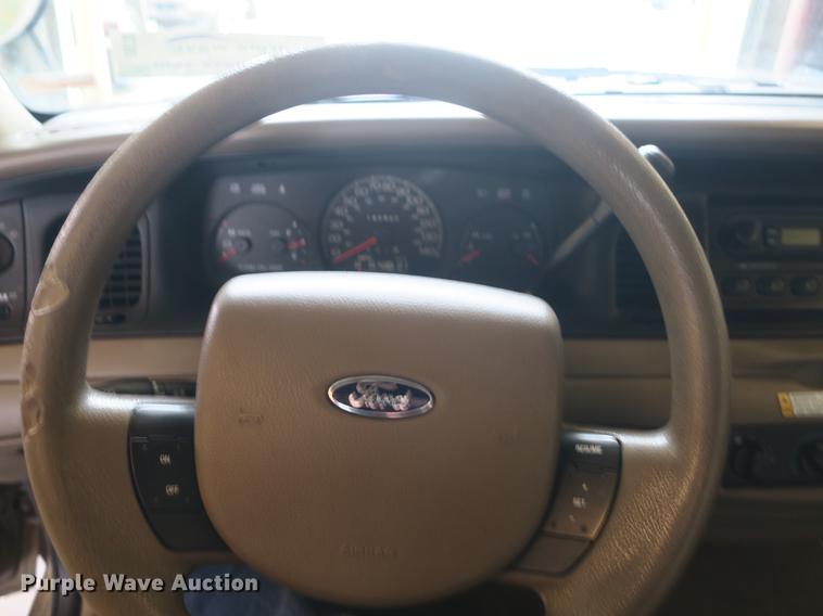 image for item DB8793 2005 Ford Crown Victoria Police Interceptor