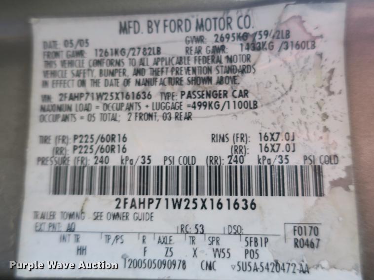 image for item DB8793 2005 Ford Crown Victoria Police Interceptor