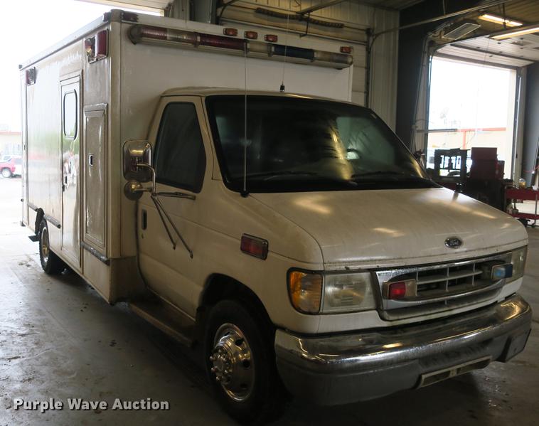 image for item DB8794 1998 Ford Econoline E350 ambulance