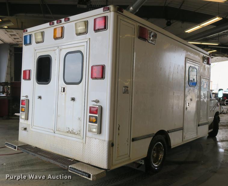 image for item DB8794 1998 Ford Econoline E350 ambulance