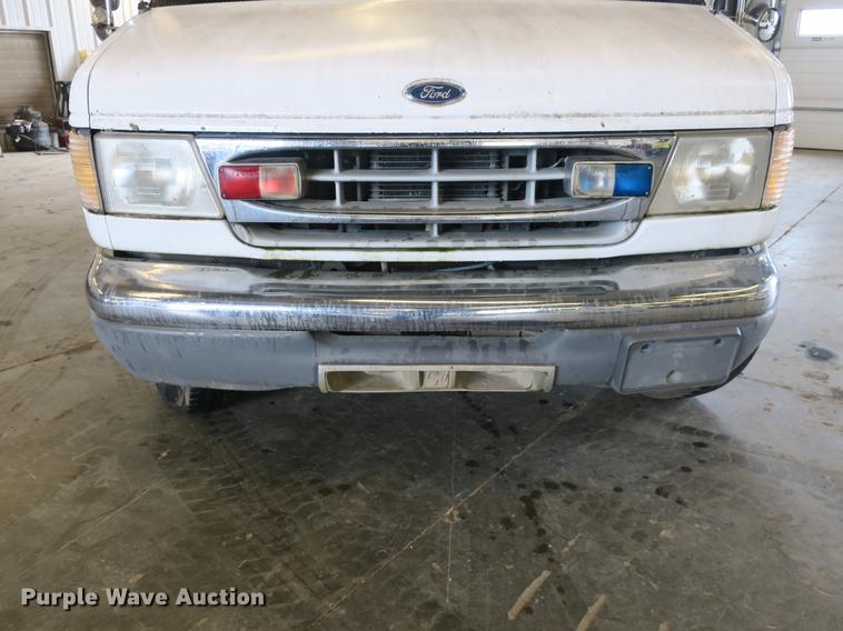 image for item DB8794 1998 Ford Econoline E350 ambulance