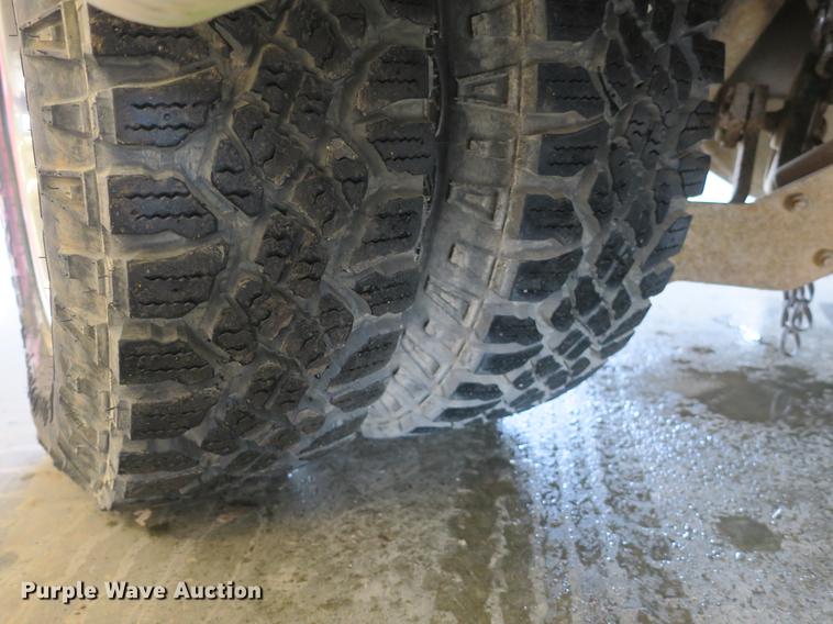 image for item DB8794 1998 Ford Econoline E350 ambulance