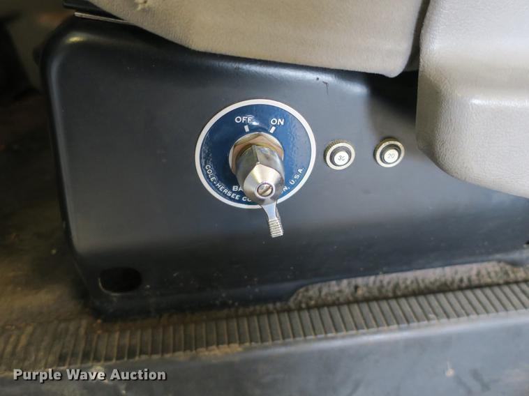 image for item DB8794 1998 Ford Econoline E350 ambulance