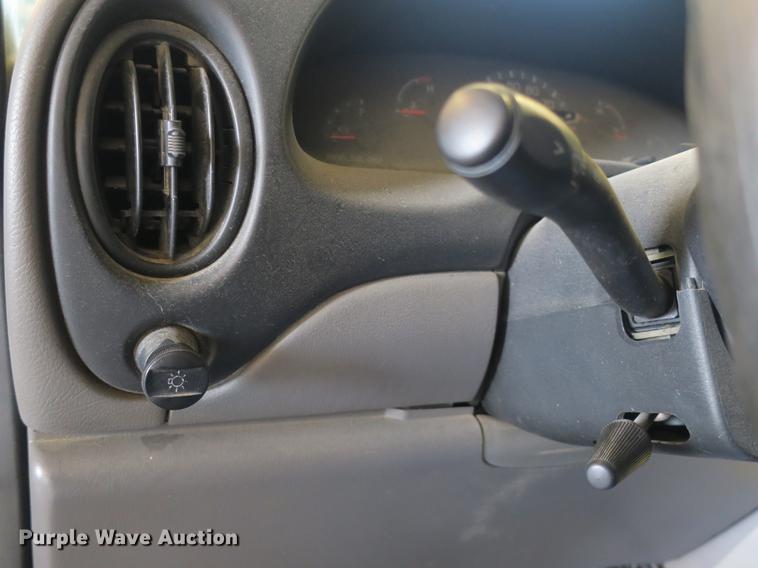 image for item DB8794 1998 Ford Econoline E350 ambulance