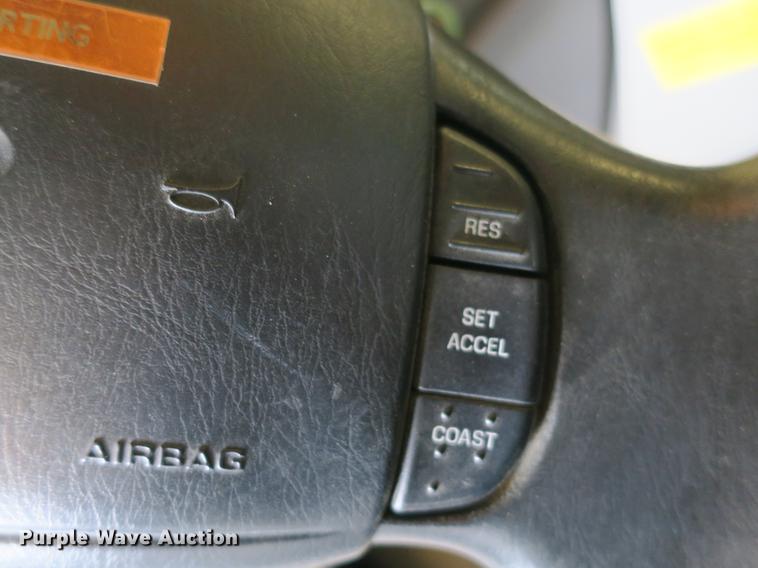 image for item DB8794 1998 Ford Econoline E350 ambulance