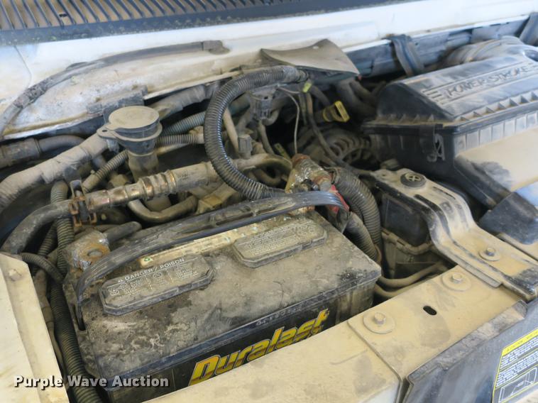 image for item DB8794 1998 Ford Econoline E350 ambulance