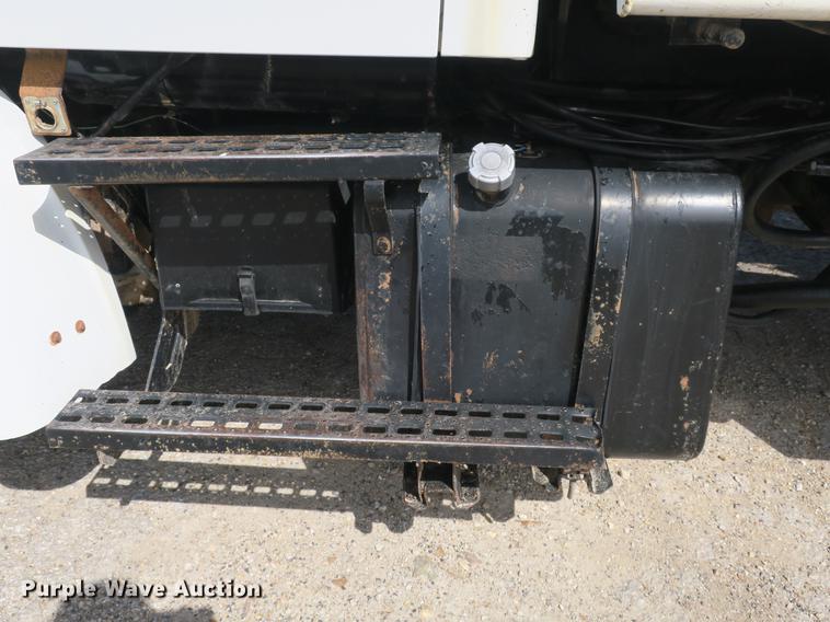 image for item DB8798 2001 Sterling L-Line dump truck