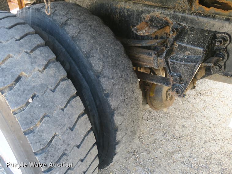 image for item DB8798 2001 Sterling L-Line dump truck