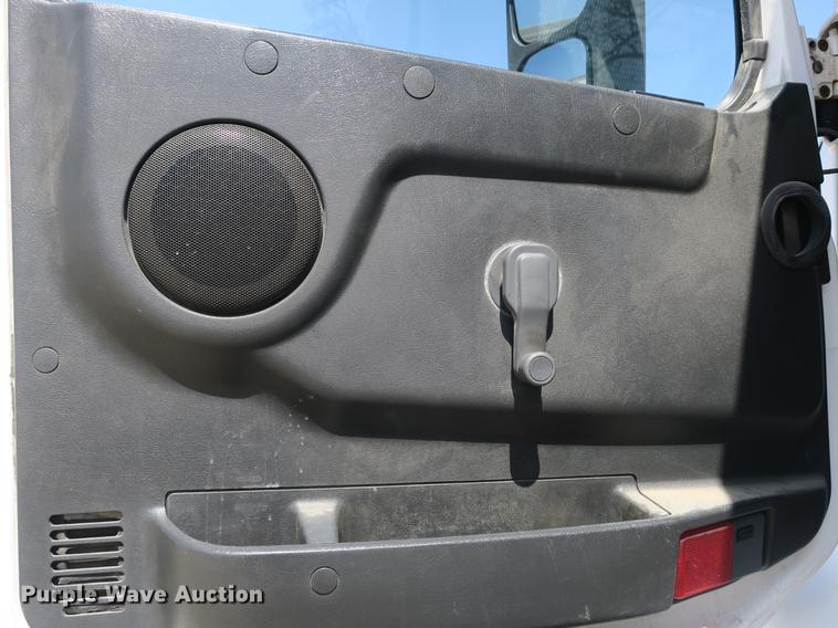 image for item DB8799 2003 Volvo VN semi truck