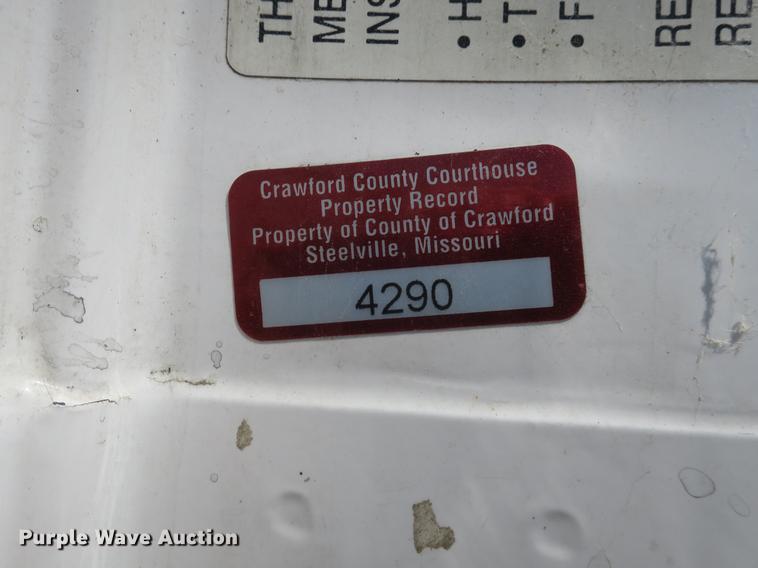 image for item DB8799 2003 Volvo VN semi truck