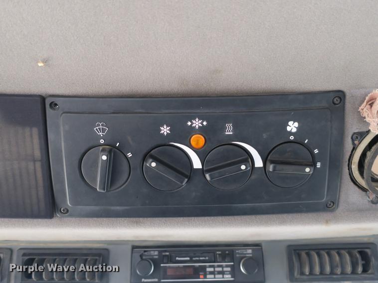 image for item DB8800 Case IH 5230 tractor