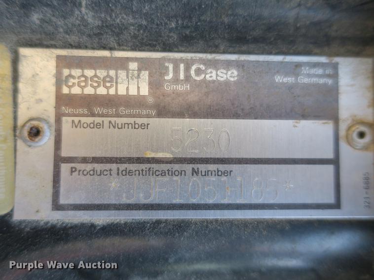 image for item DB8800 Case IH 5230 tractor