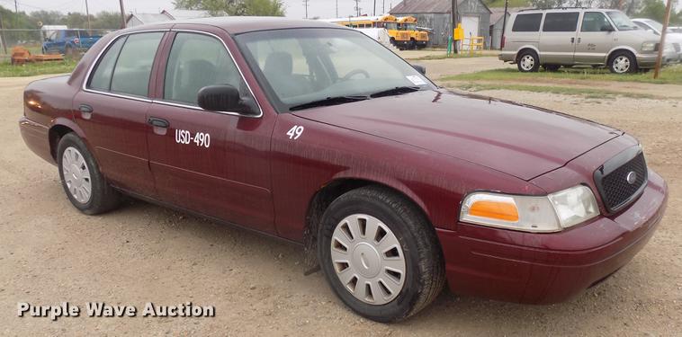 image for item DB9725 2006 Ford Crown Victoria Police Interceptor