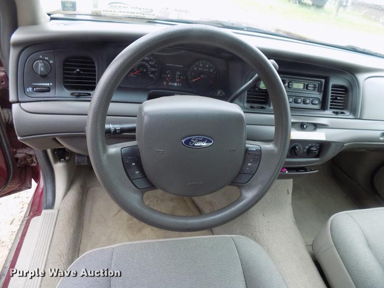 image for item DB9725 2006 Ford Crown Victoria Police Interceptor