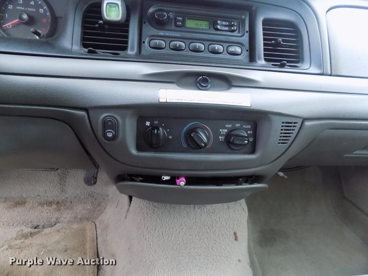 image for item DB9725 2006 Ford Crown Victoria Police Interceptor