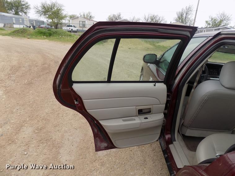 image for item DB9725 2006 Ford Crown Victoria Police Interceptor