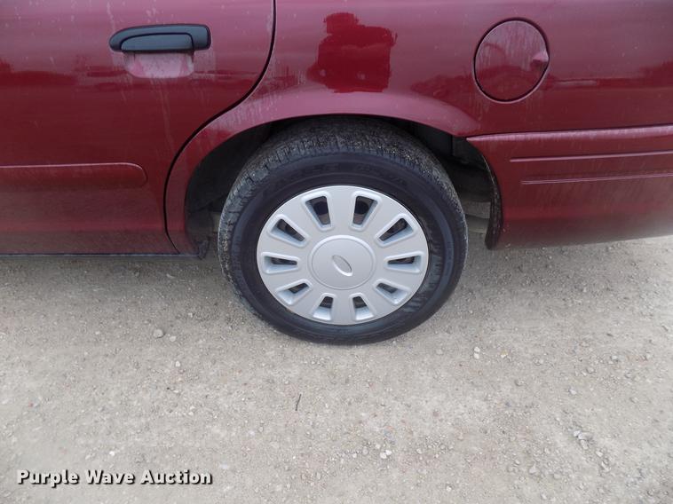 image for item DB9725 2006 Ford Crown Victoria Police Interceptor