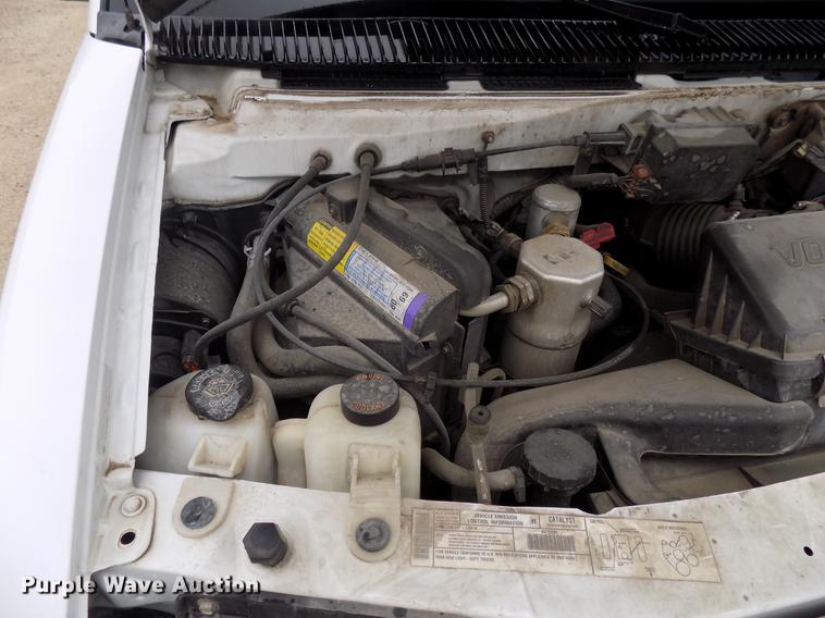 image for item DB9726 2000 GMC Safari van