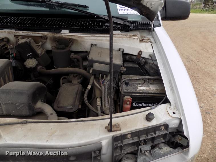 image for item DB9726 2000 GMC Safari van