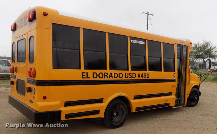 image for item DB9727 2002 Chevrolet Express G3500 school bus